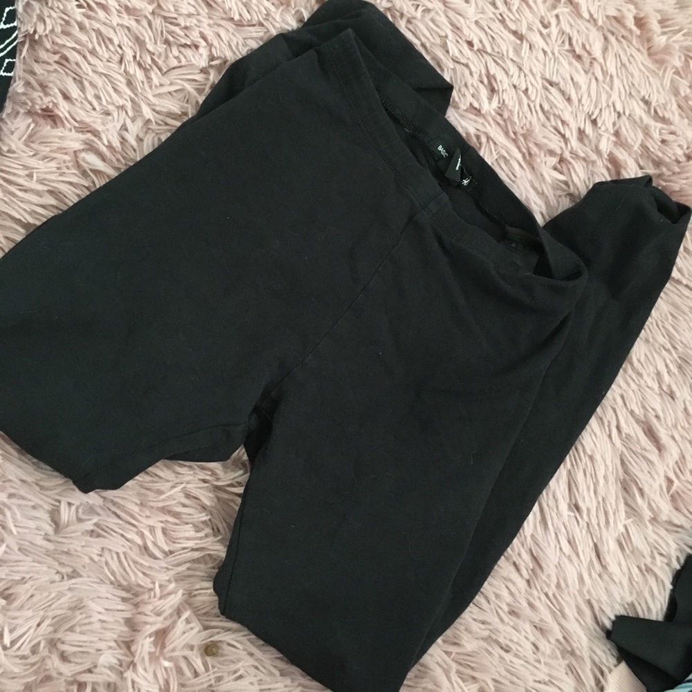 Black leggings